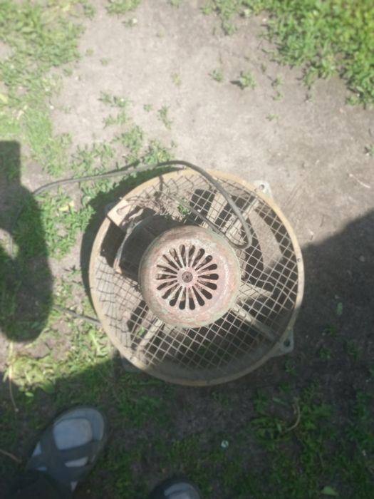 Вентилятор вытяжки