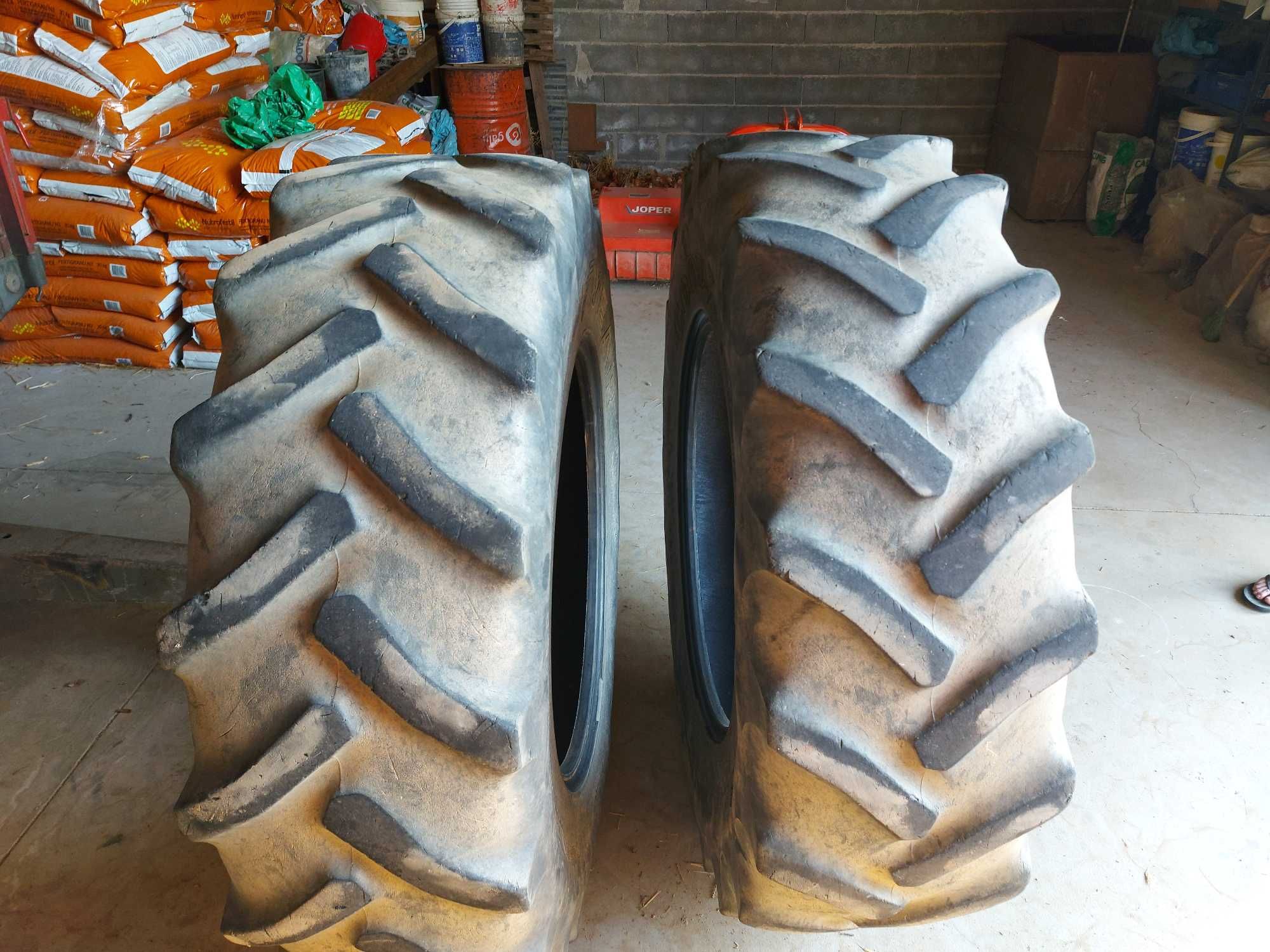 Pneus trator 16.9 R30