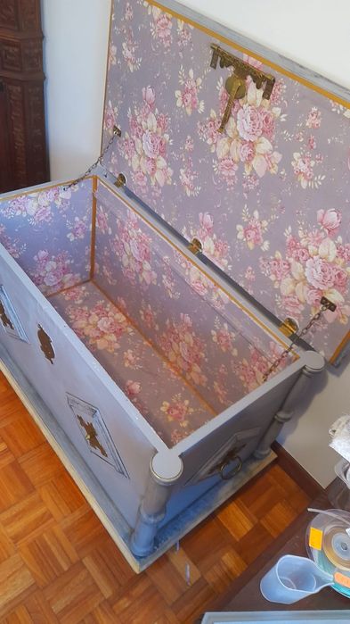 Baú antigo restaurado