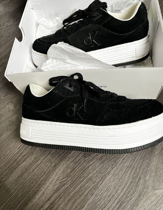 Кросівки на платформі Calvin Klein