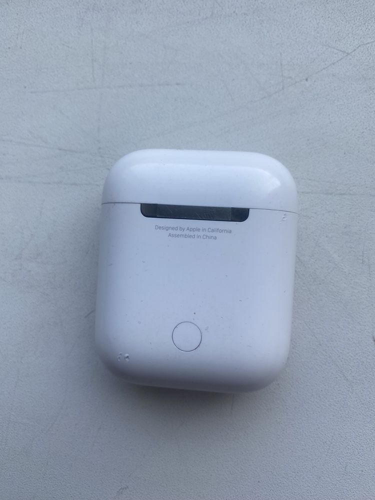 Навушники Apple AirPods with Charging Case (MV7N2) (2-е покоління)