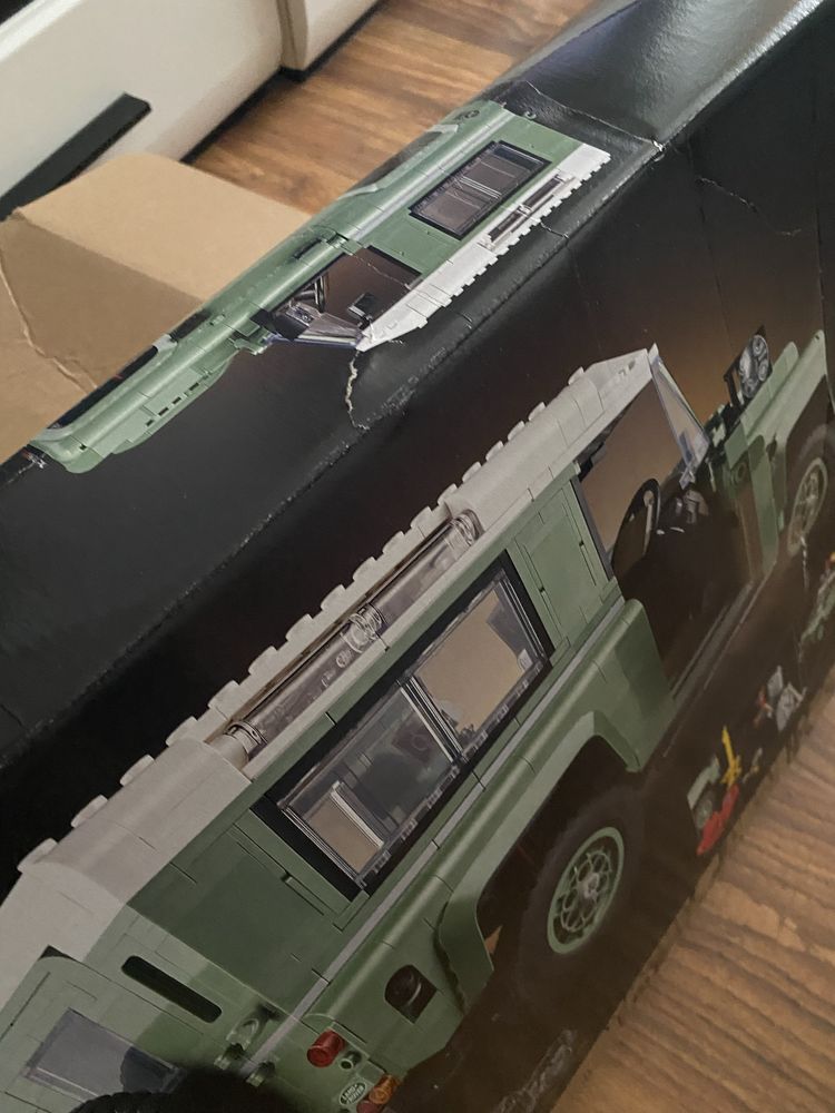 Lego land rover 10317