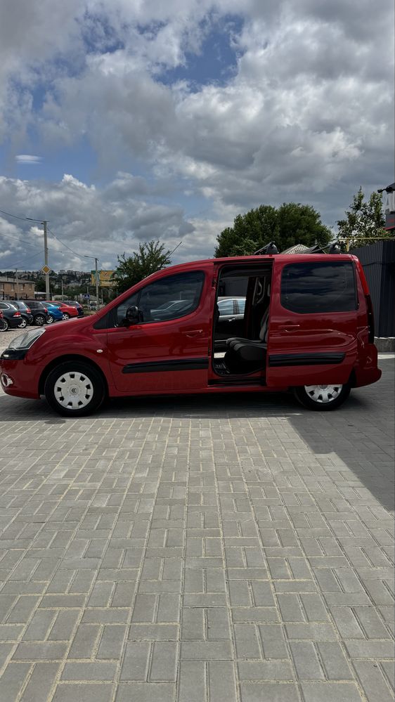 ПАСАЖИР Citroen Berlingo Сітроєн Берлінго 2013р 1.6 ГАЗ/БЕНЗ 5МКПП