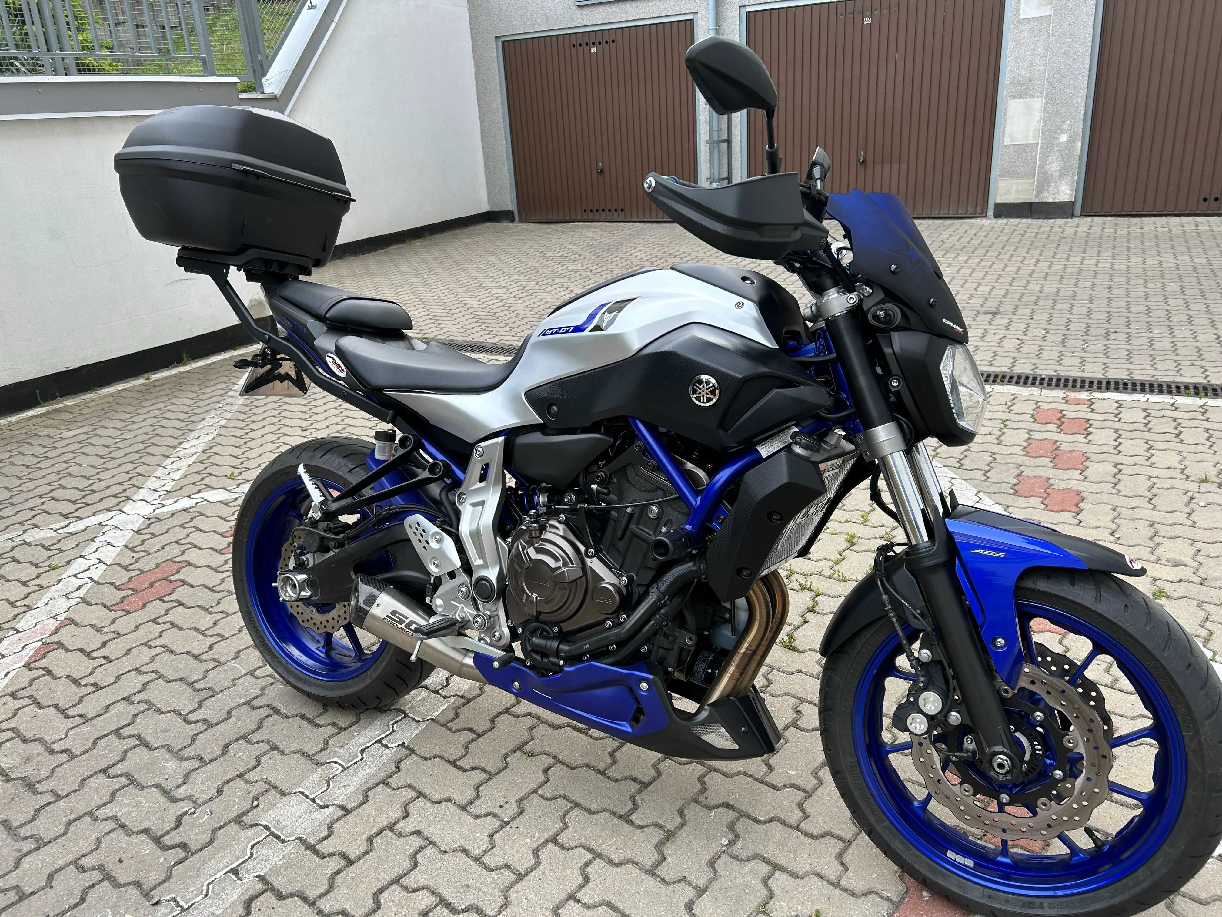 YAMAHA MT 07 689 cm/ ABS