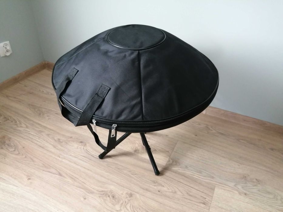 Handpan hangdrum 9-tonowy 22" z pokrowcem i statywem