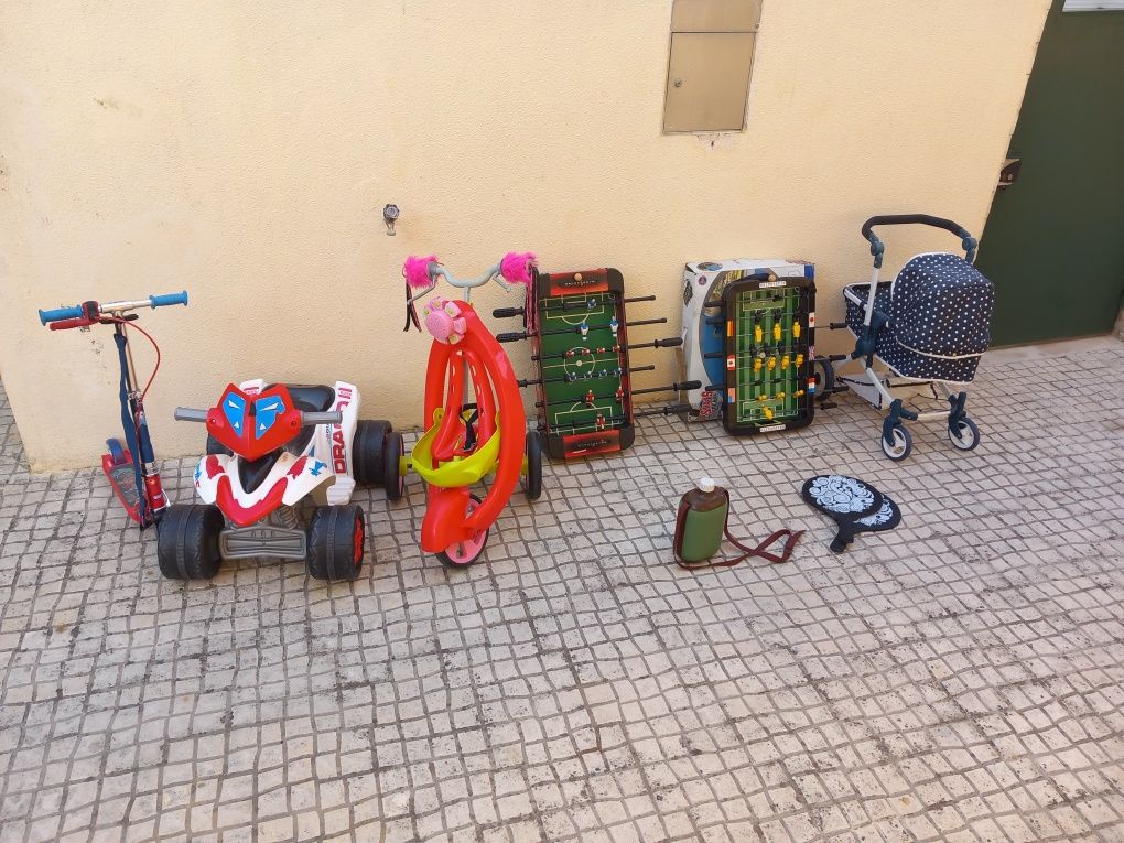 Brinquedos para crianças.