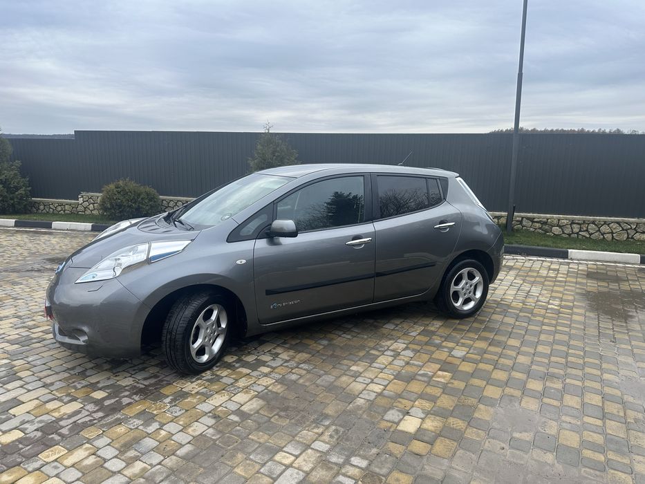 Nissan Leaf 24 kWh 2015 рік