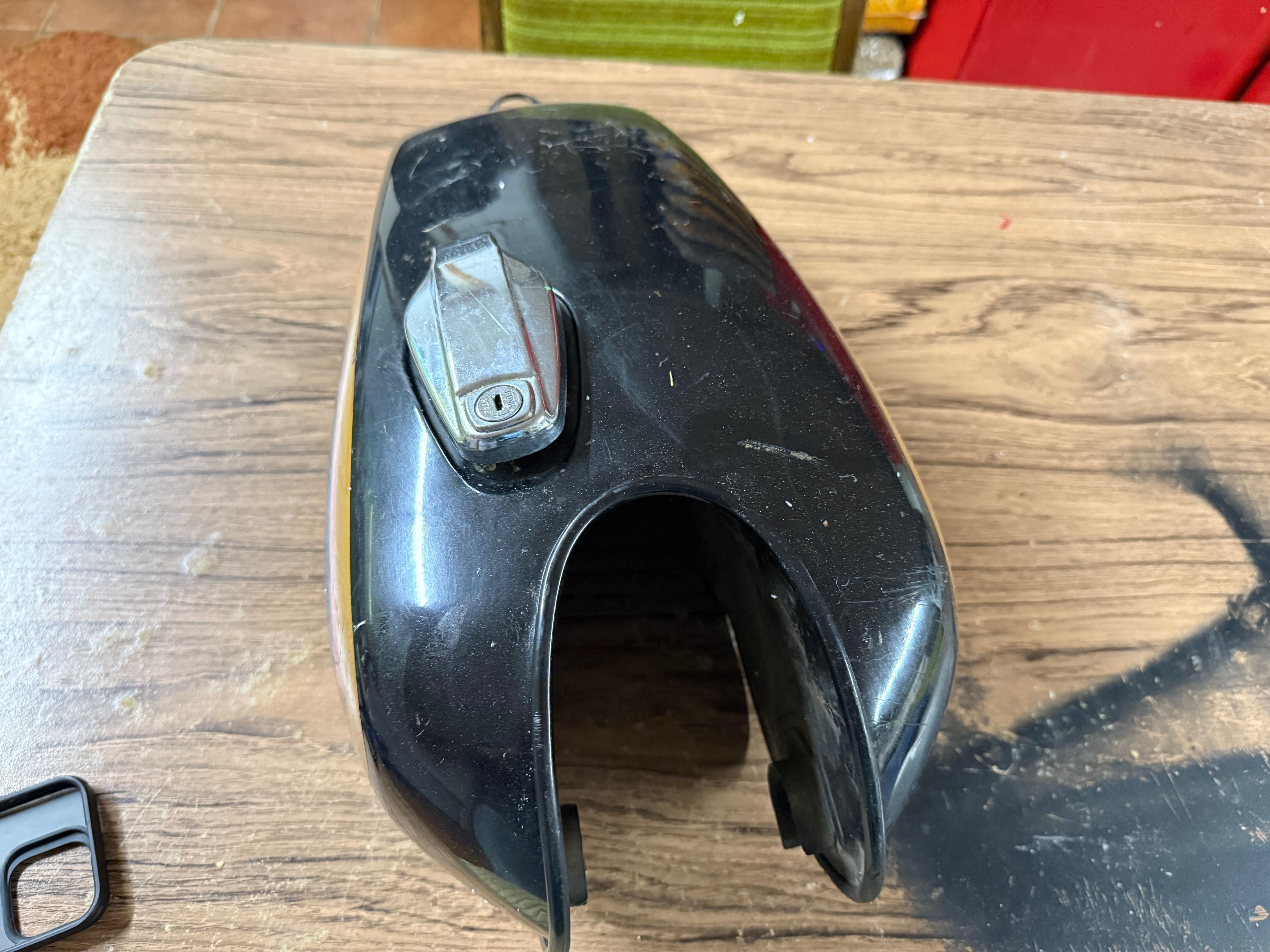 Bak Zbiornik paliwa Yamaha sr400 sr500