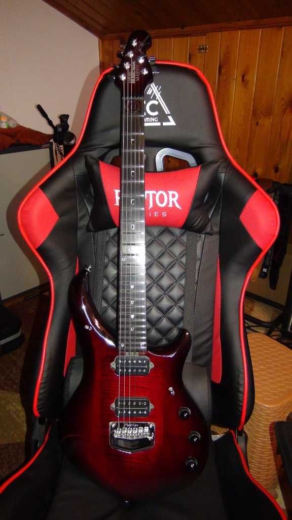 DISC Music Man John Petrucci Majesty Monarchy, Royal Red