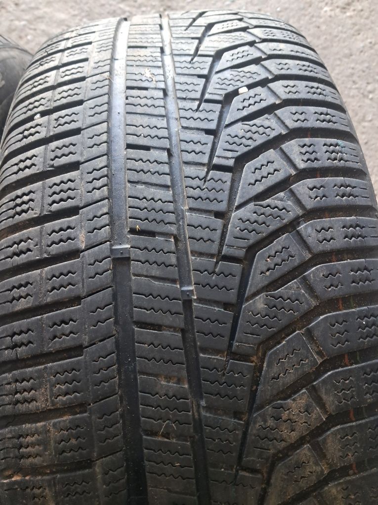 Резина шини колеса 225 55 R17 Hankook