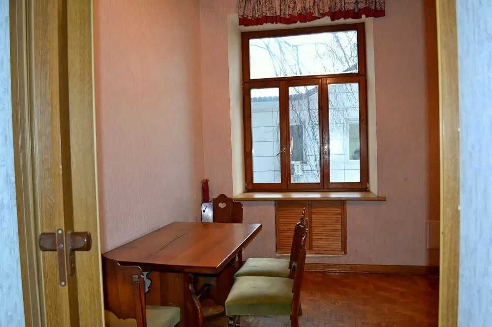 Киевский Хостел, с Лучшими Отзывами ! М. Дворец Спорта ! Без Комиссии!-4-555.biz.ua