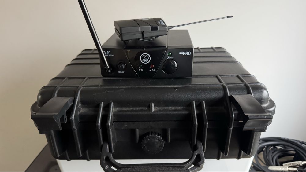 Receptor audio AKG WMS40 como novo