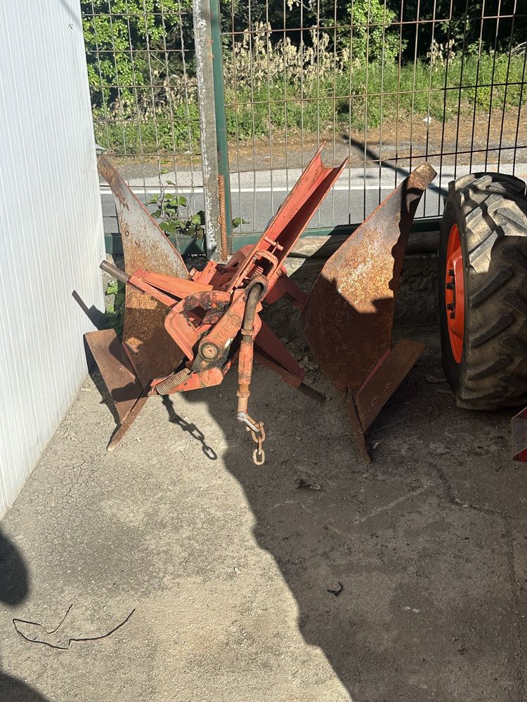 Trator Kubota Sunshine ZL1-18