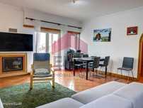 Apartamento T2 em Santa Cruz