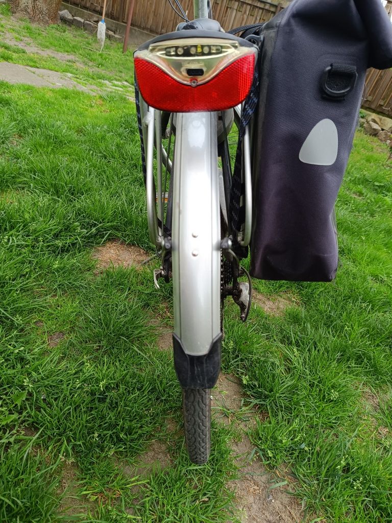Rower trekkingowy Gazelle  Medeo
