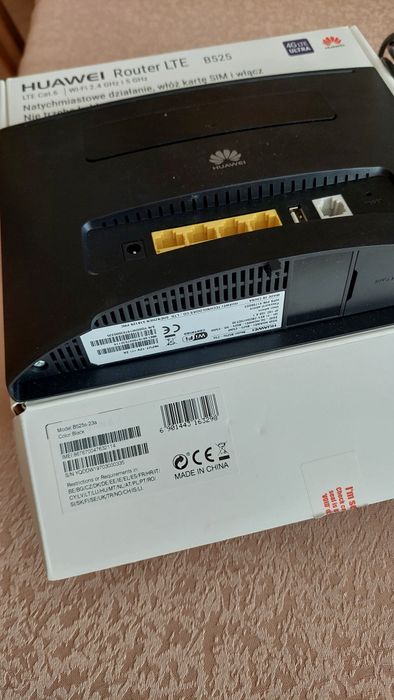 Router Huawei LTE B525
