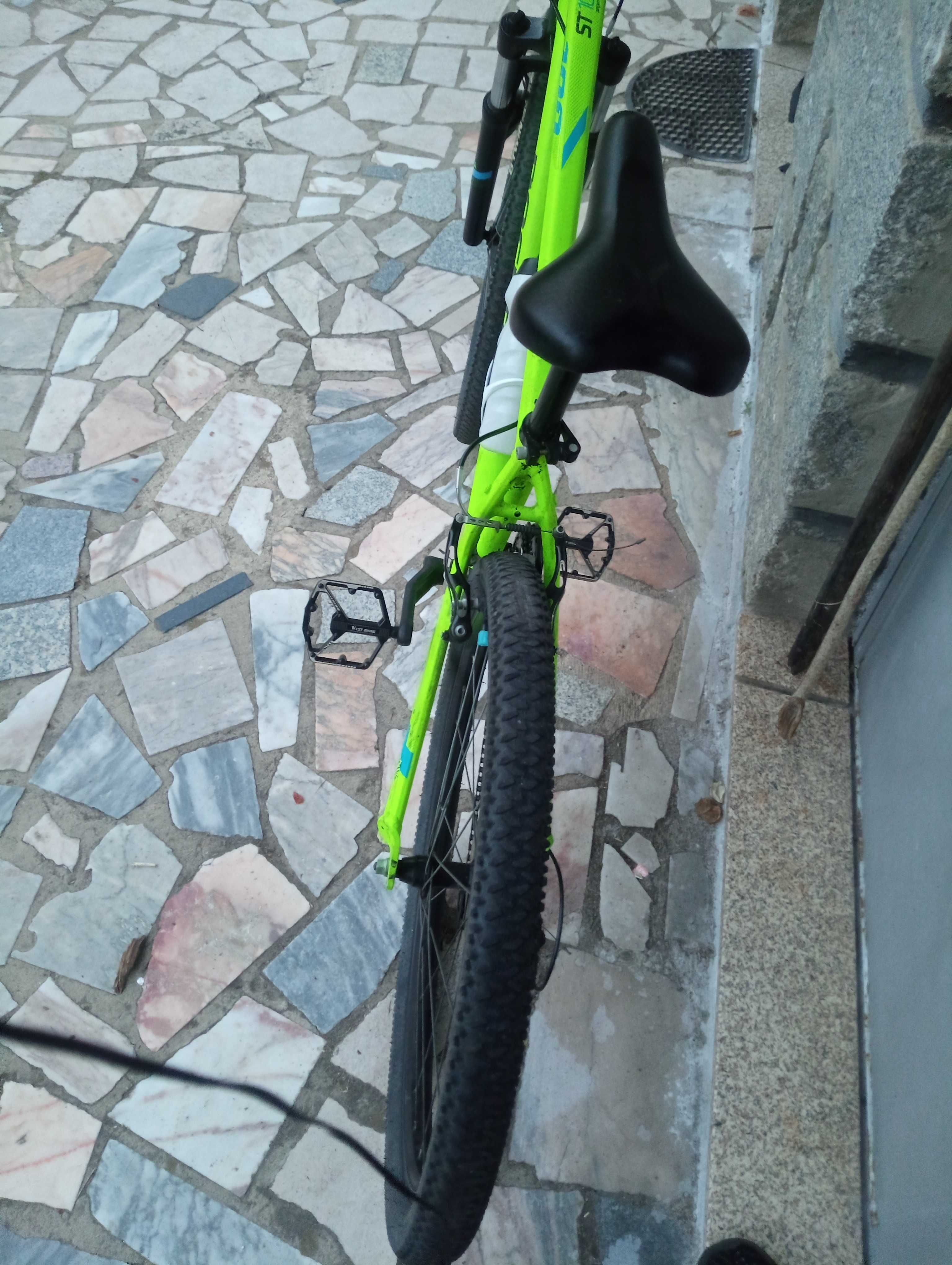 Bicicleta Rockrider st100