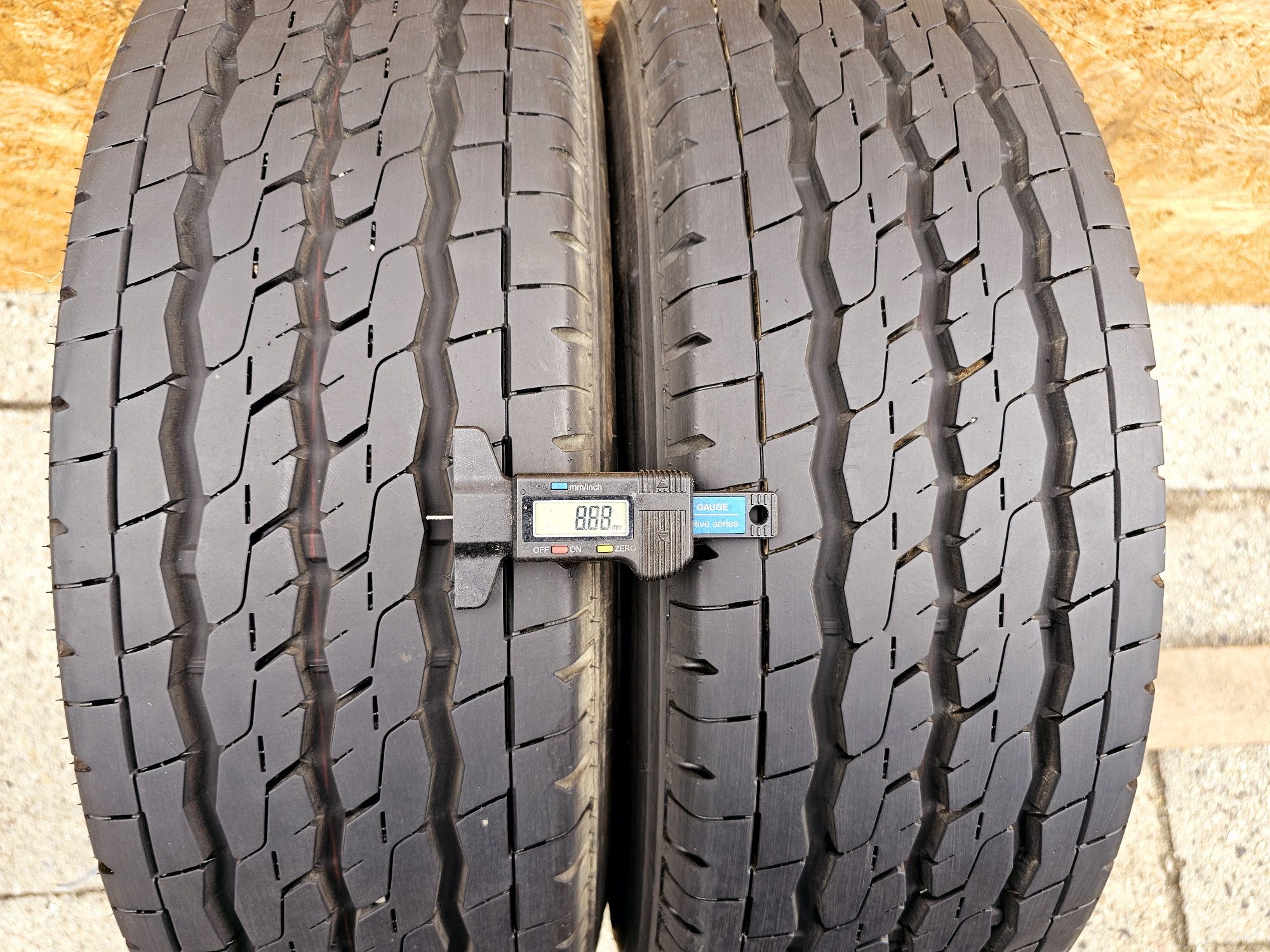 Idealne!!  8,8mm. 215/70 r15C Firestone Vanhawk 2. 4718