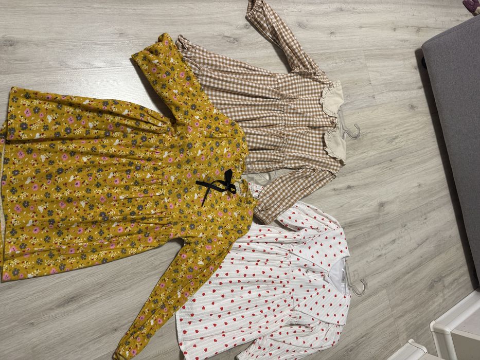 Сукні на дівчинку