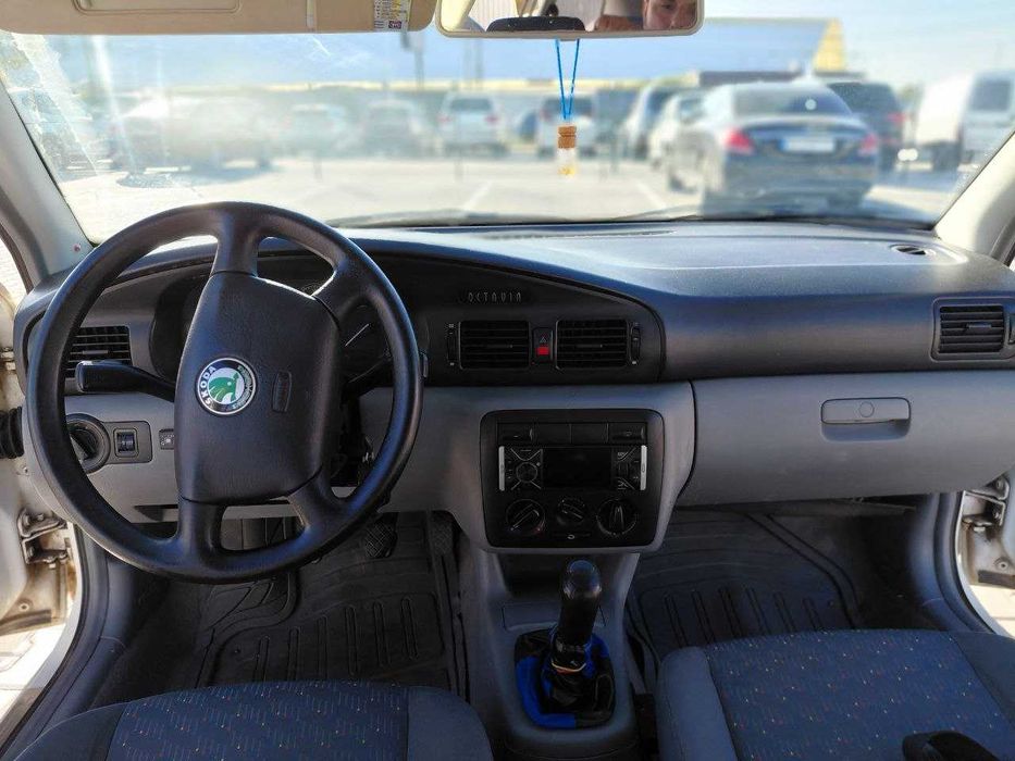 ТЕРМІНОВО   ПРОДАМ  Skoda Octavia tour