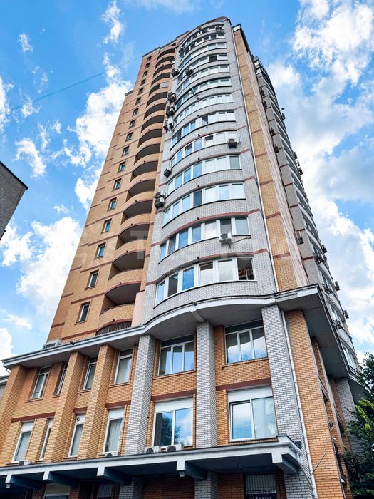 Продаж 1-к квартири 53 кв.м Підвисоцького 6-В, метро Звіринецька