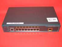 Switch CISCO Catalyst 2960PD Device 8 10/100 + 1 10

WS-C2960PD-8TT-L