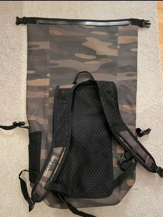 Plecak Dakine Cyclone Roll Top 32L Camo Nowy Surfing windsurfing