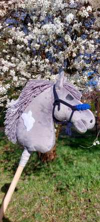 Hobby horse + halter niebieski, łaciaty, biały, szary