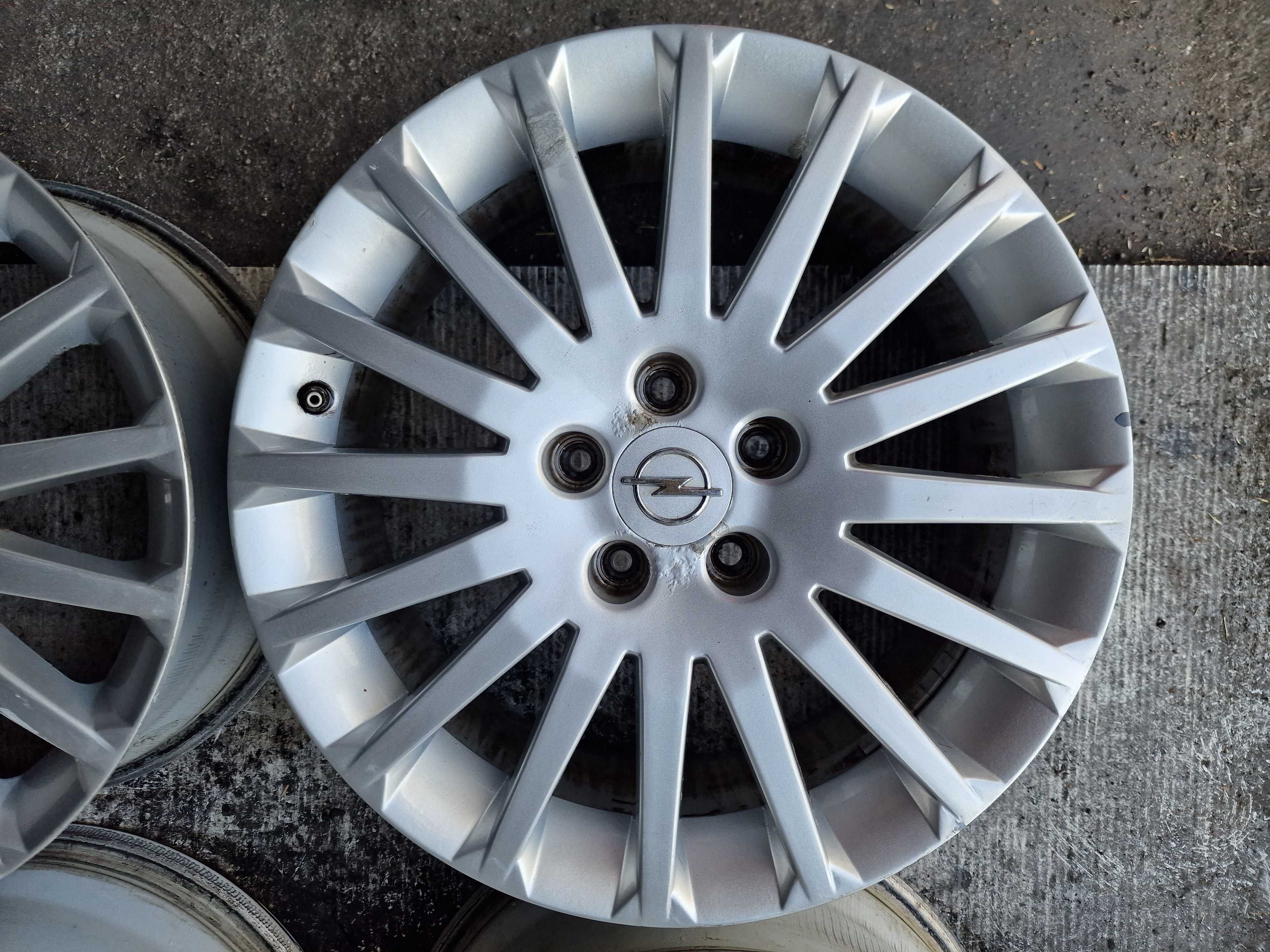 Sprzedam 4 Alufelgi Opel 17" 5x110 7jx17H2 ET41