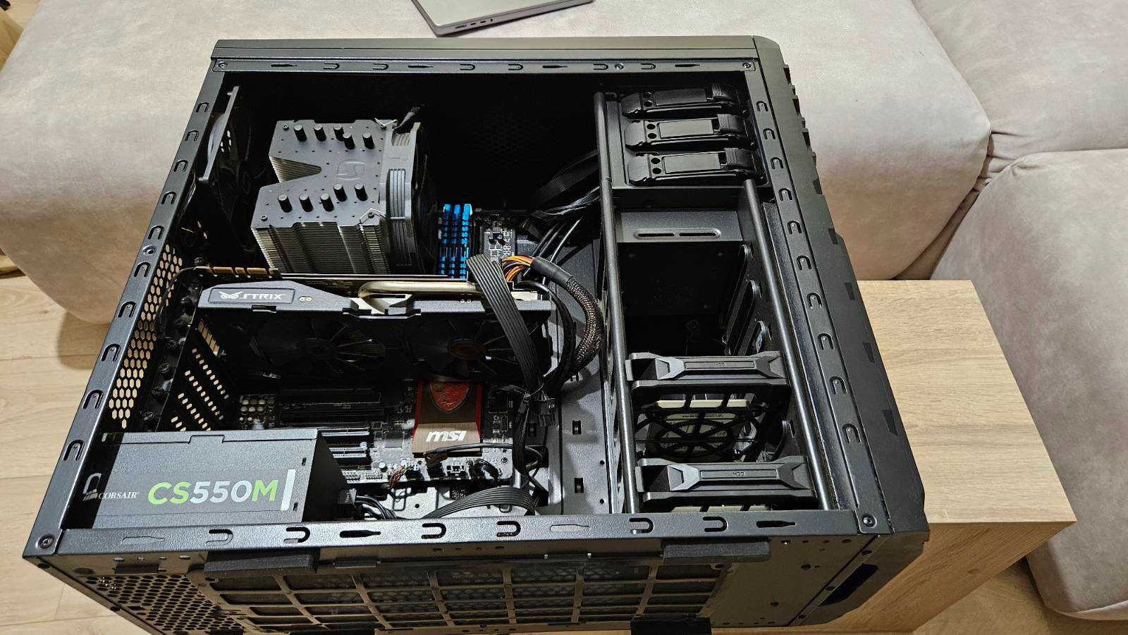 Komputer stacjonarny i7-4790K / ASUS GTX 970 STRIX / 20 GB RAM / Win10