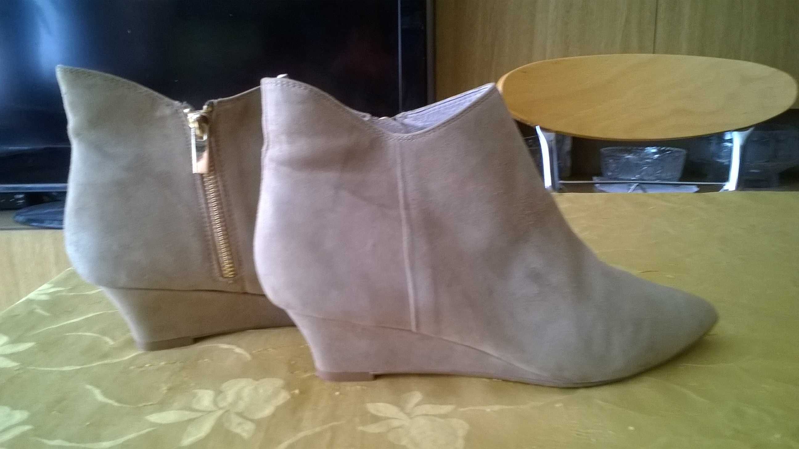 buty na koturnie r.40