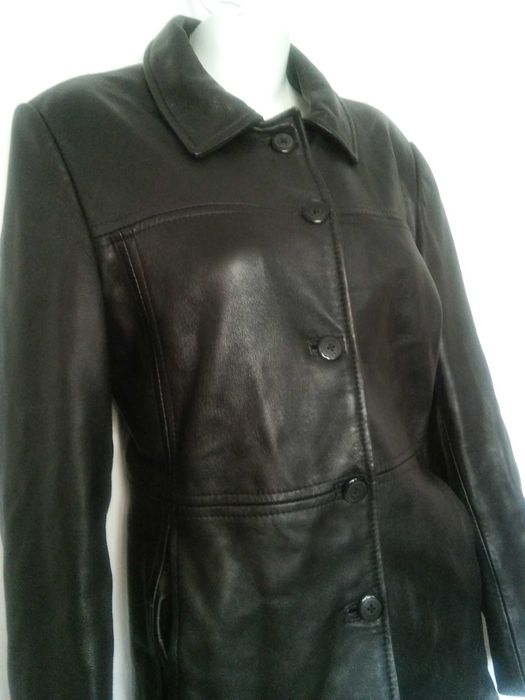 Czarna klasyczna skorzana kurtka r.40
