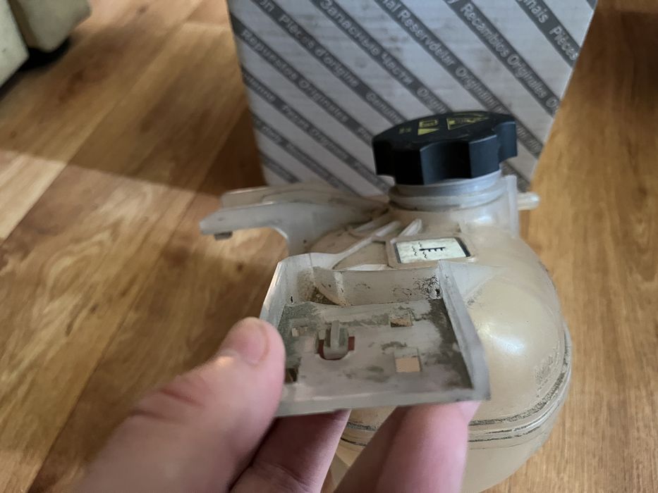 Fiat Tipo 1.4 (2020г) бензин, Бачок охлаждающей жидкости