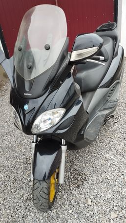 Skuter Piaggio Evolution x9 125