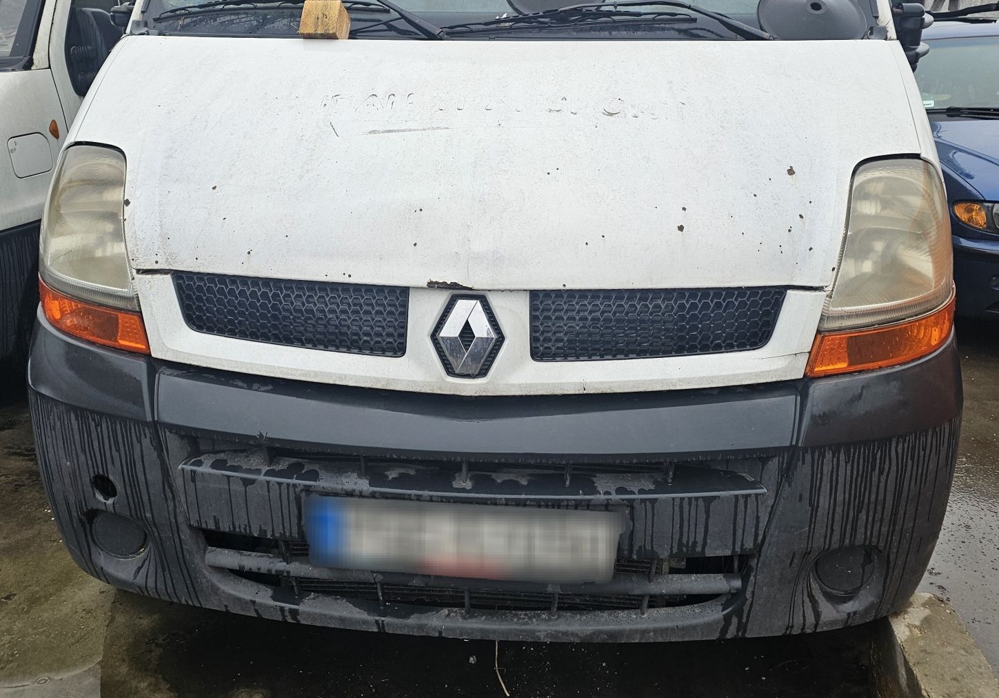 komplet . Przód Renault Master / Movano 02-06