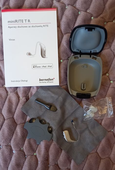 Aparat słuchowy(lewe ucho)ładowarka i  bernafon i osuszacz perfectd