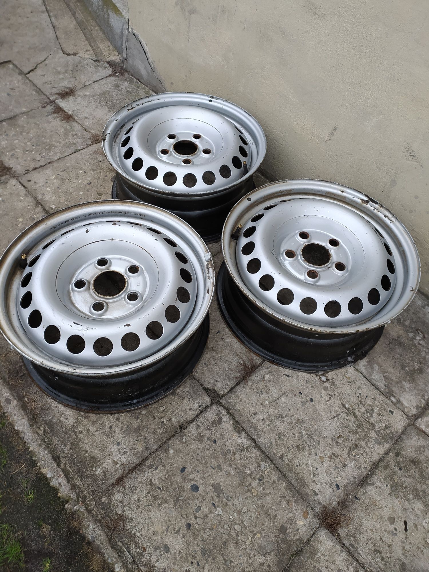 3x Felgi stalowe 16" 5x120 ET 51/  Volkswagen/Transporter T5