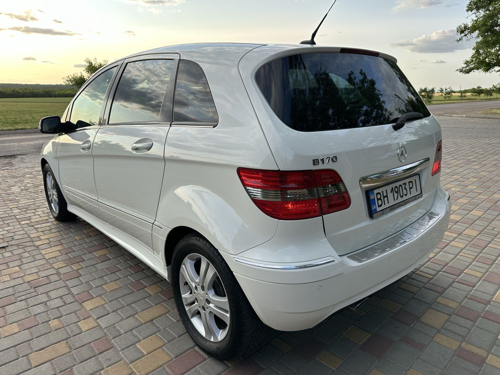 Mercedes Benz B Class