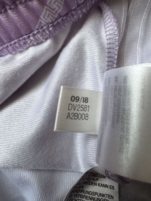 Fioletowe spodnie dresowe Adidas