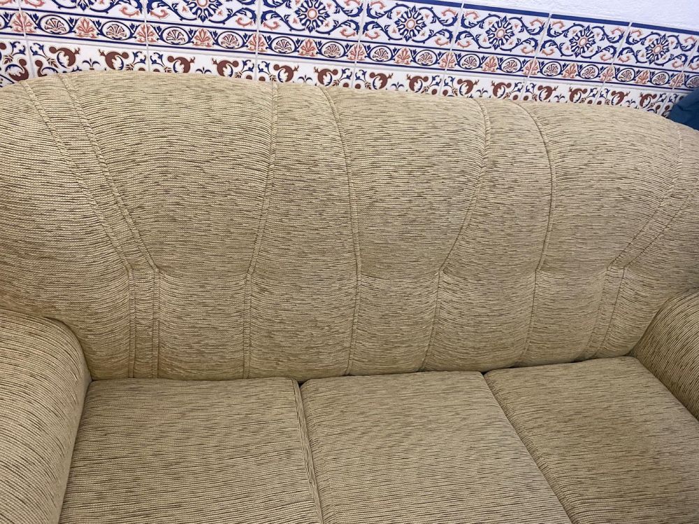 Sofa cama em bom estado conservacao medidas 1,90