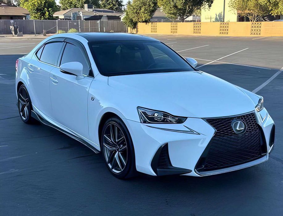Lexus IS 350      2017