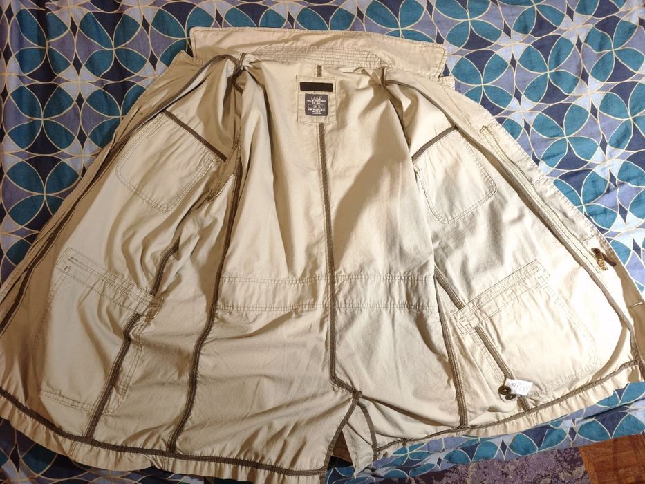 Sobretudo grande tamanho novo a estrear