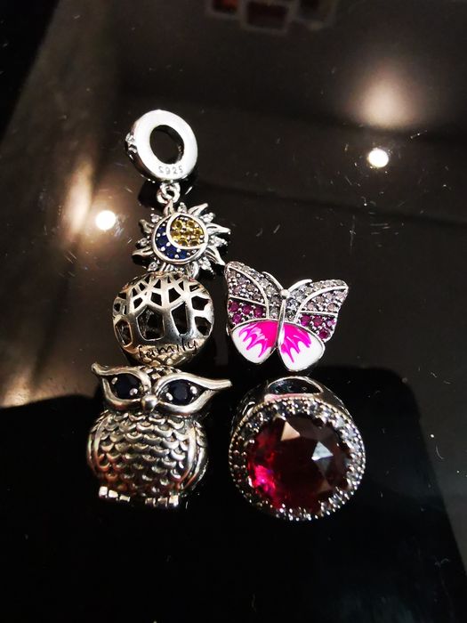 5 sztuk nowych zawieszek