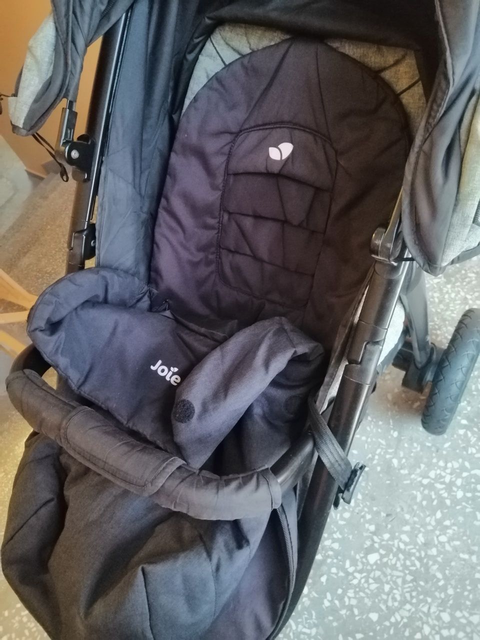 Wózek spacerowy Joie
