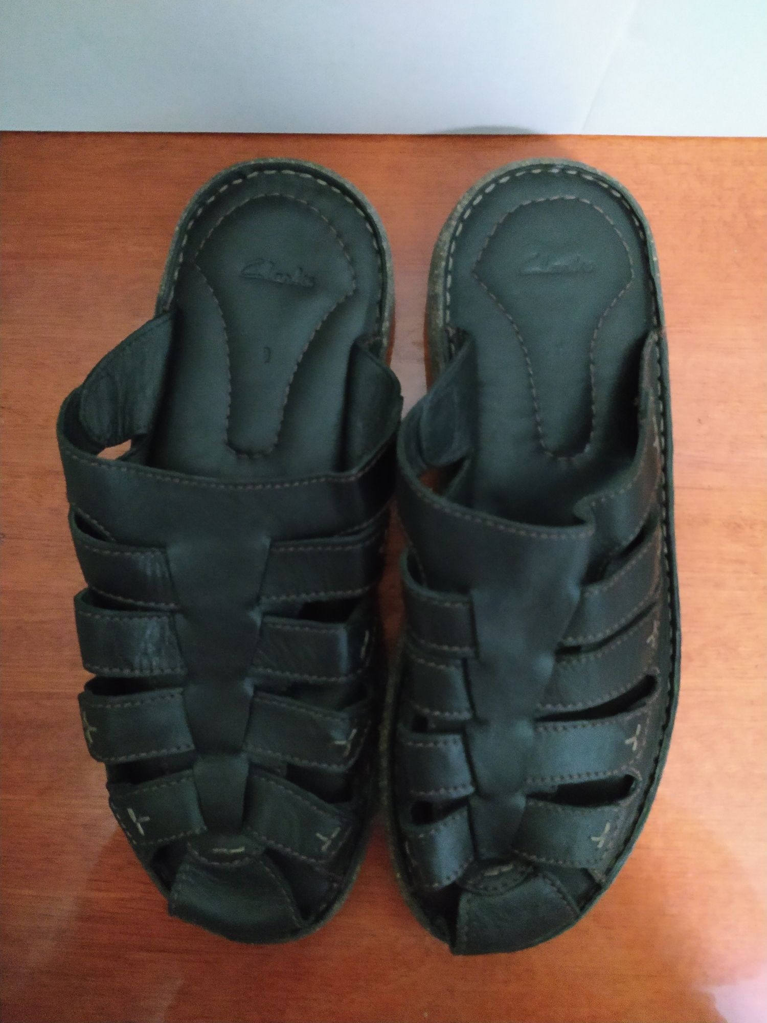 Кожаные сандали, шлепанцы Clarks p 43