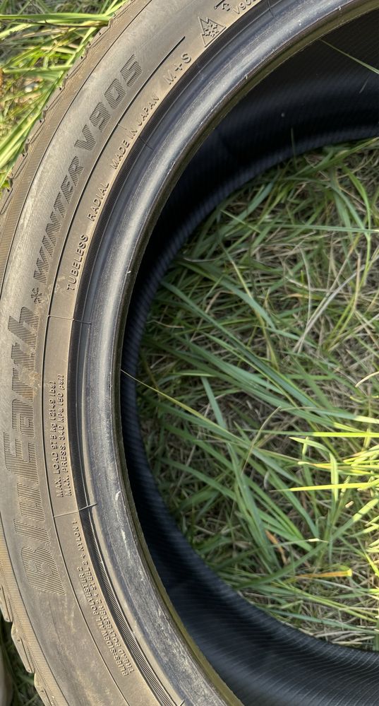 Opony zimowe Yokohama Bluearth 275/40 R21