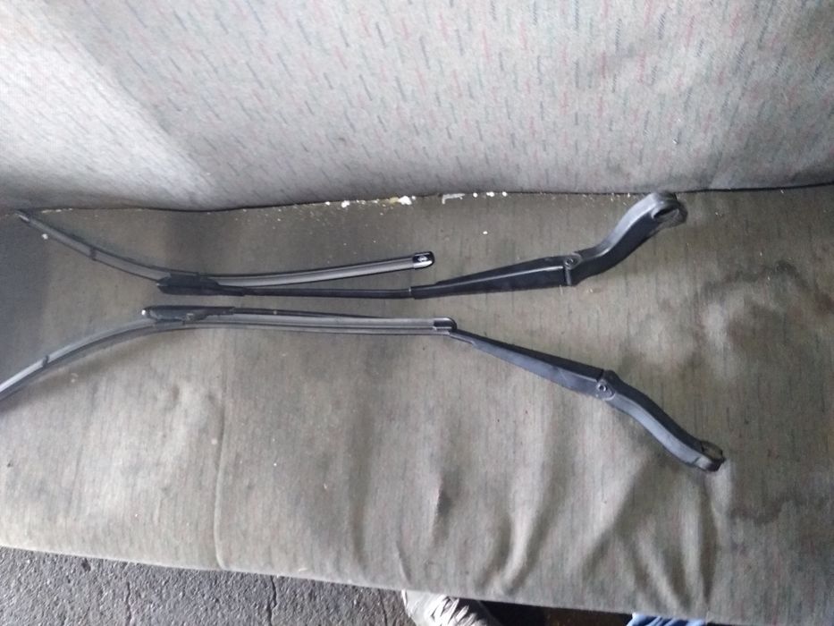 Ramię wycieraczki prawe lewe Mercedes b-klasa w245 Europa komplet