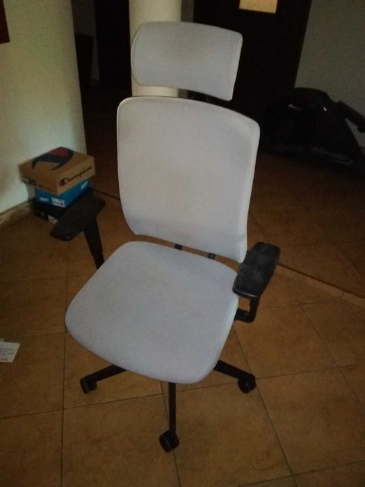 Fotel krzesło obrotowe PRL vintage biurowy masujący