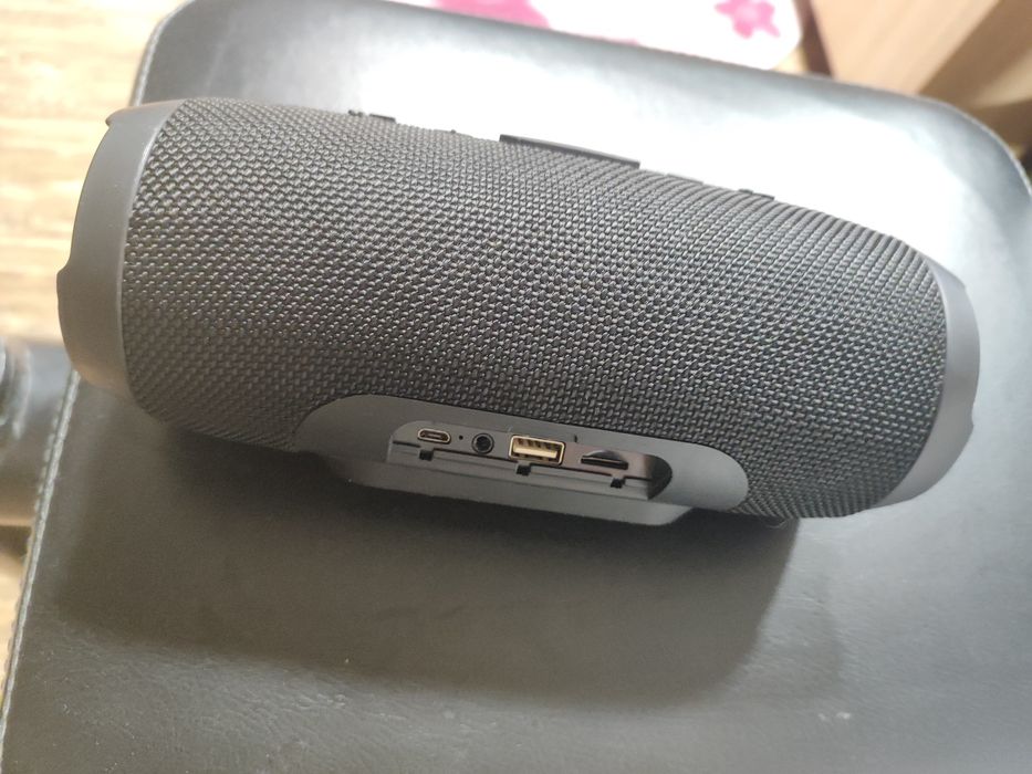 Портативная колонка