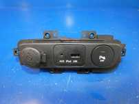 KIA SPORTAGE III GNIAZDO USB AUX 12V